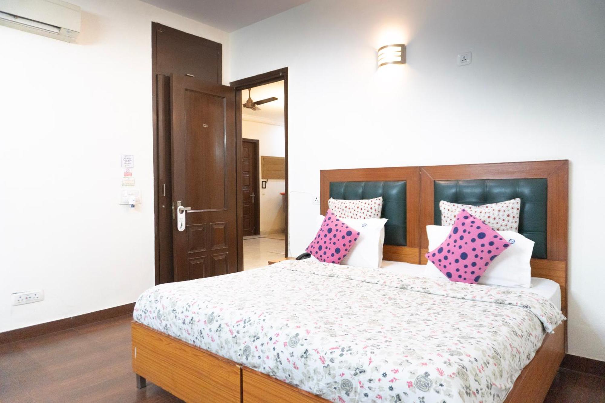 Perch Arbor Suites Ґурґаон Екстер'єр фото