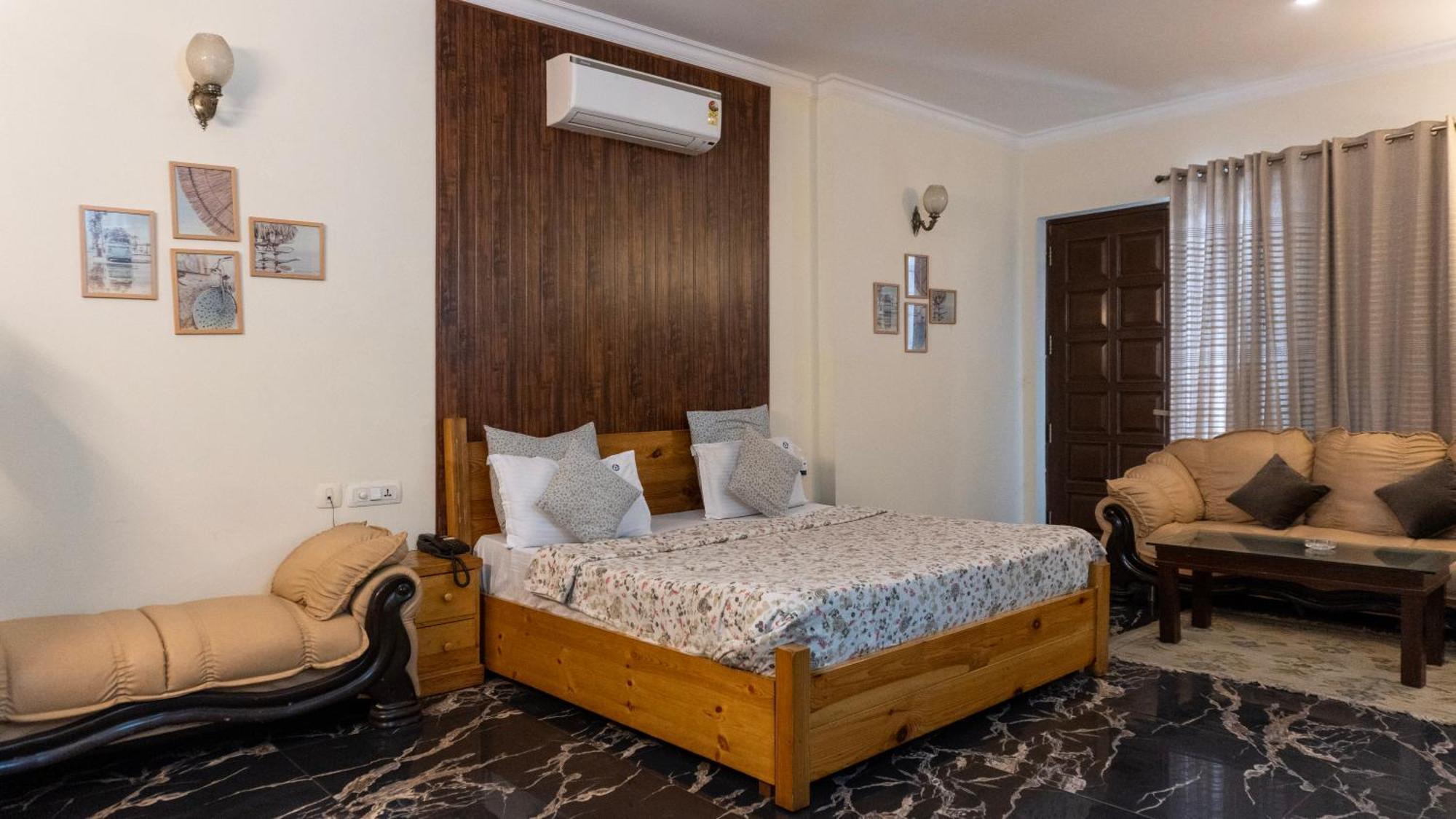 Perch Arbor Suites Ґурґаон Екстер'єр фото