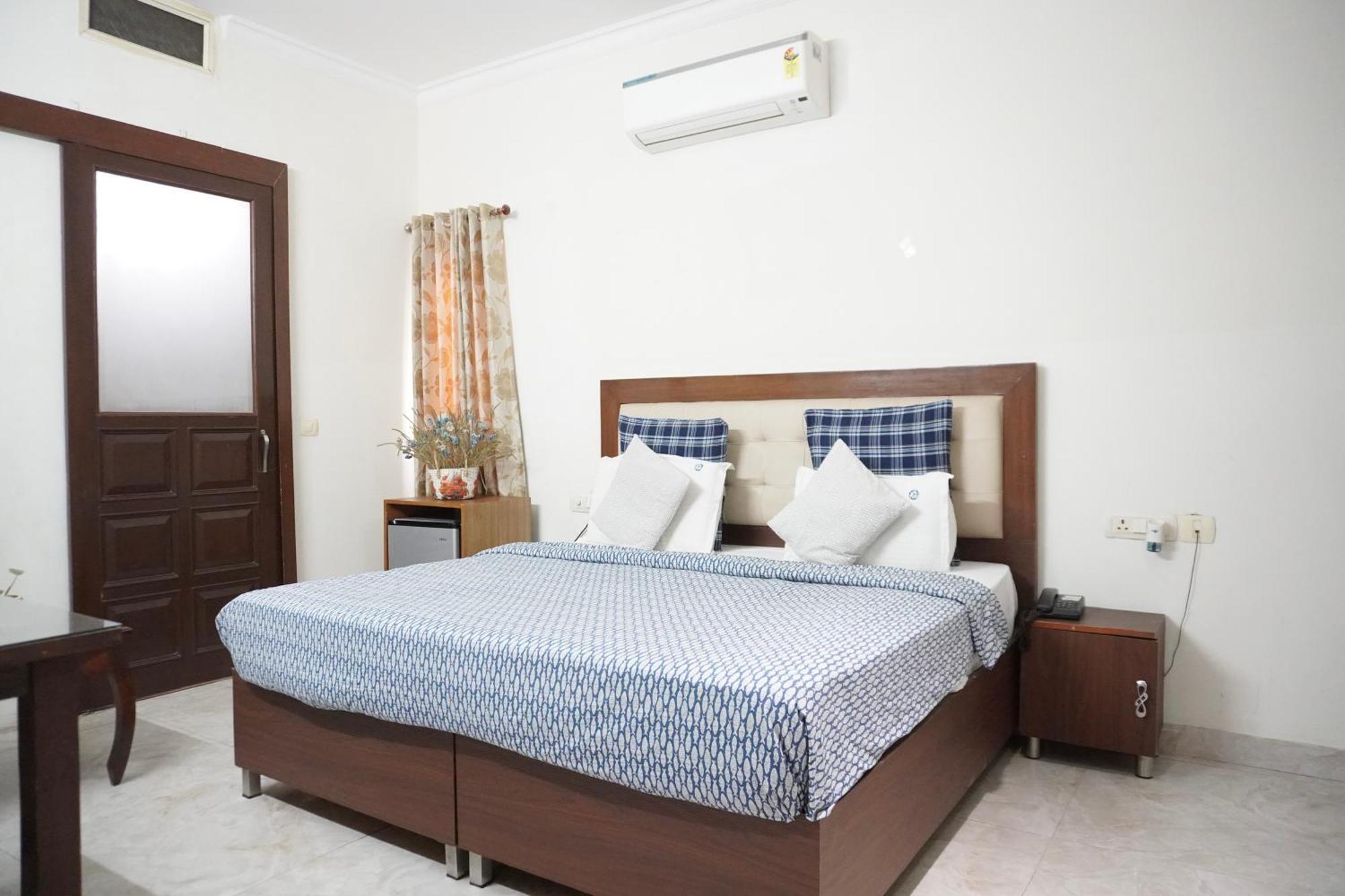 Perch Arbor Suites Ґурґаон Екстер'єр фото